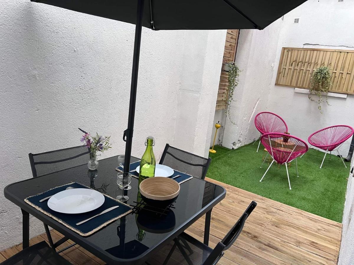 Charmant appartement climatisé aux pieds de la cité Carcassonne Esterno foto
