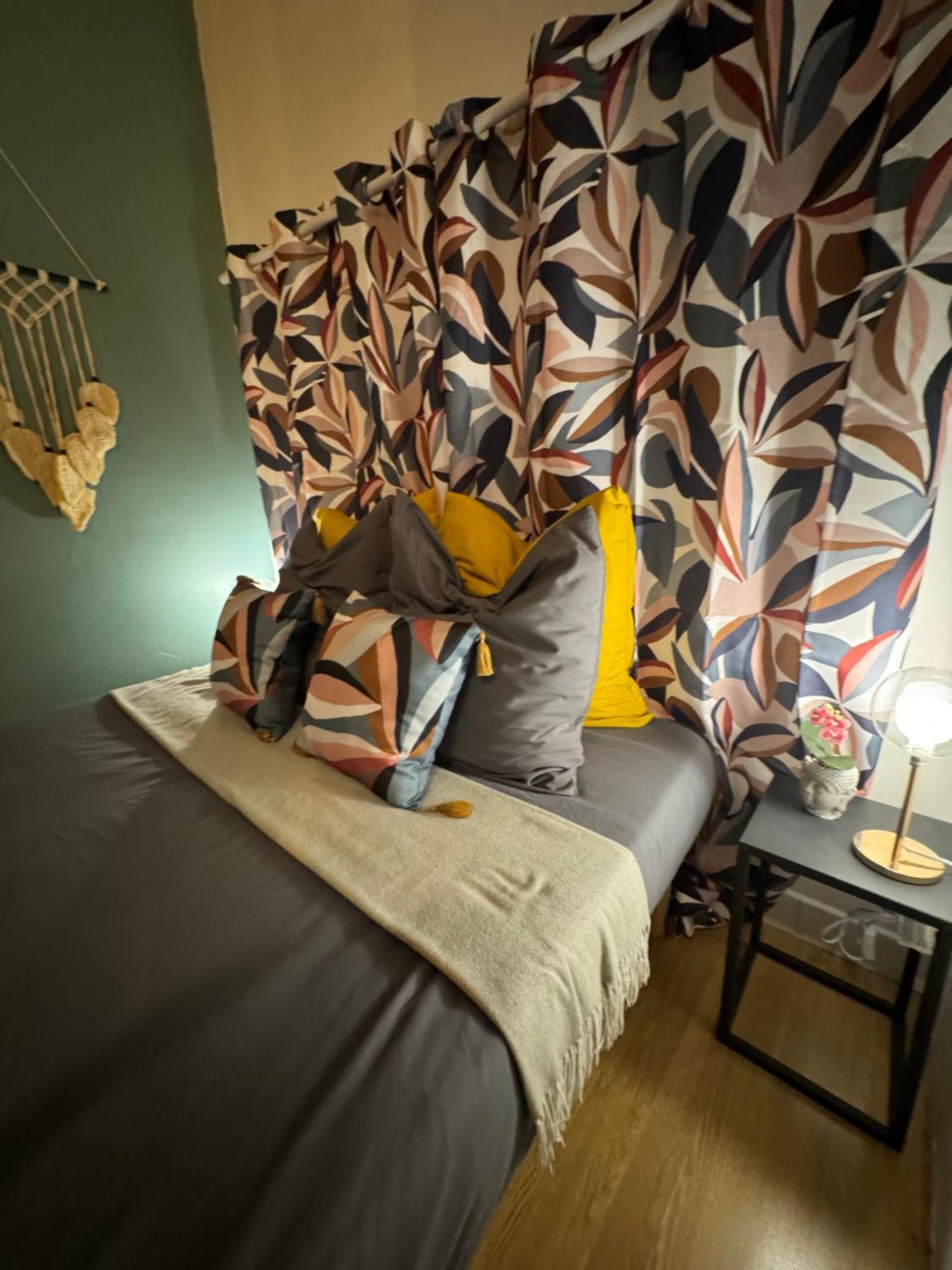 Charmant appartement climatisé aux pieds de la cité Carcassonne Esterno foto